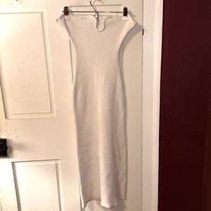 Ribbed white midi sweater dress strapless